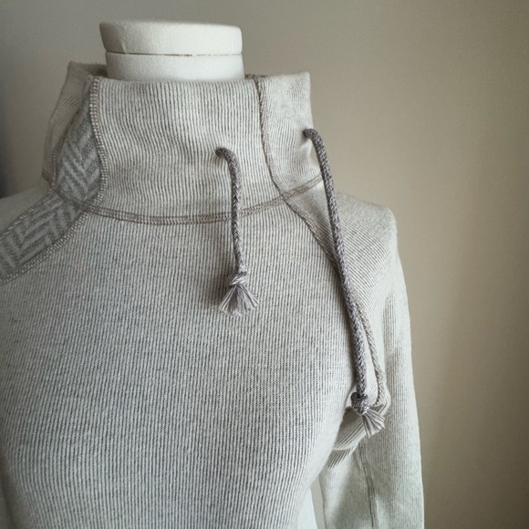 Prana Lucia sweater  Light Gray Size XS Mock Neck Wool - Picture 5 of 7